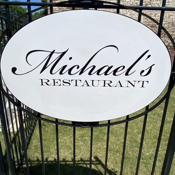 Michael's Restaurant - Steakhouses Near Me - Birmingham, Alabama Michael's Restaurant - Steakhouses Near Me - Birmingham, Alabama