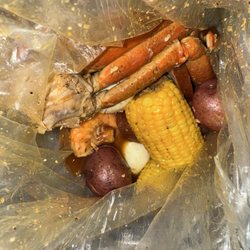 The Mighty Crab - Seafood Combo