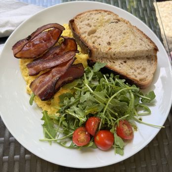 Behind The Bookstore - Cheesy Scramble, add bacon - Coffee & Tea Near Me - Edgartown, Massachusetts Behind The Bookstore - Cheesy Scramble, add bacon - Coffee & Tea Near Me - Edgartown, Massachusetts
