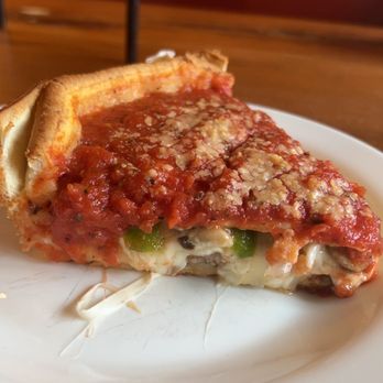 Giordano's - Pizza Near Me - Chicago, Illinois