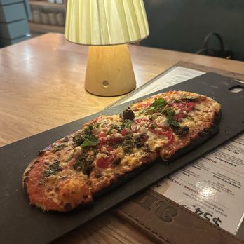 AMBAR Restaurant, Chicago - Lamb flatbread - Desserts Near Me - Chicago, Illinois AMBAR Restaurant, Chicago - Lamb flatbread - Desserts Near Me - Chicago, Illinois