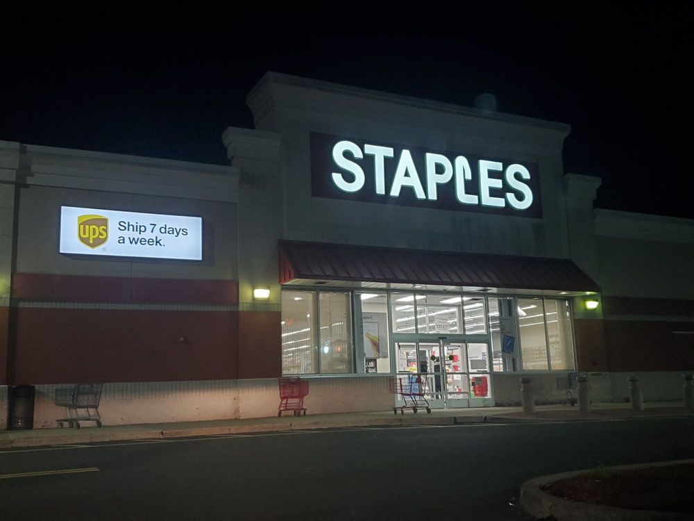 STAPLES Updated August 2024 11 Photos & 22 Reviews 1371 Boston