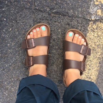 Famous Nails - Basic pedicure - Nail Salons Near Me - Spokane, Washington Famous Nails - Basic pedicure - Nail Salons Near Me - Spokane, Washington