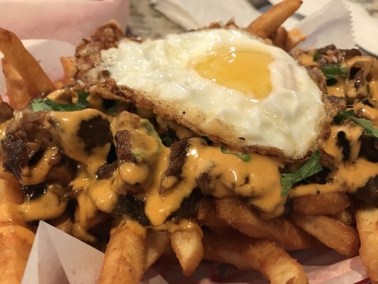 In D Kitchen by null