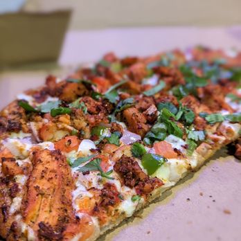 Tandoori Pizza