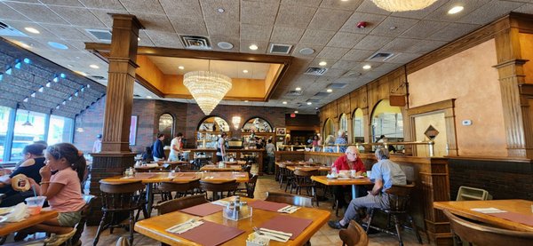 Red Rose Pizzeria by null