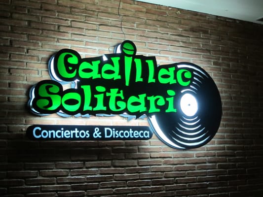 Cadillac Solitario by null