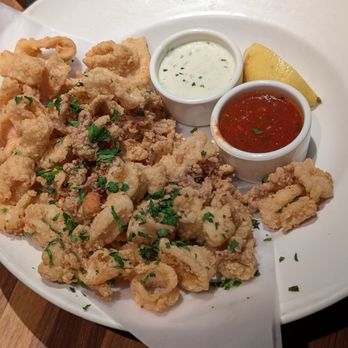 Yard House - Fried Calamari - New American Near Me - Seattle, Washington