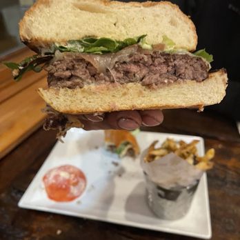 The Dundee Bistro - We asked for "almost" well done and they did great! Cooked perfectly - New American Near Me - Dundee, Oregon