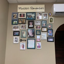 Muddie's - Down Home Cookin' - Remembrance wall