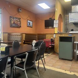 Los Potros - Part of the dine in area