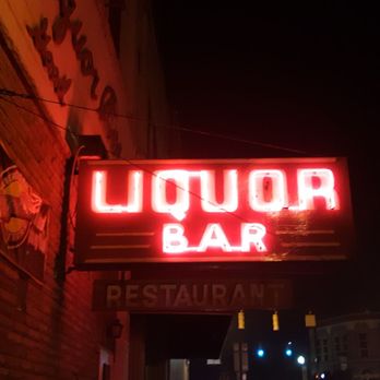 Vassar Bar - a neon sign for a liquor bar - Bars Near Me - Vassar, Michigan Vassar Bar - a neon sign for a liquor bar - Bars Near Me - Vassar, Michigan