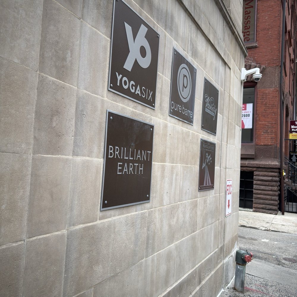 YogaSix Rittenhouse - Yoga Near Me - Philadelphia, Pennsylvania