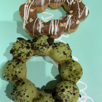 Dochi - Green tea and hazelnut - Donuts Near Me - Seattle, Washington Dochi - Green tea and hazelnut - Donuts Near Me - Seattle, Washington