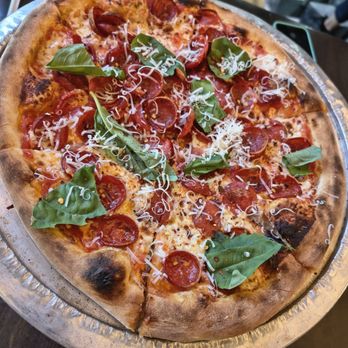 Naples Ristorante E Bar - Pepperoni pizza added basil - Italian Near Me - Anaheim, California