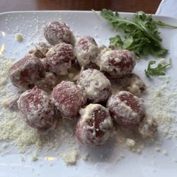 Pizzeria 105 - gnocchi buraczkowe rzecz jasna