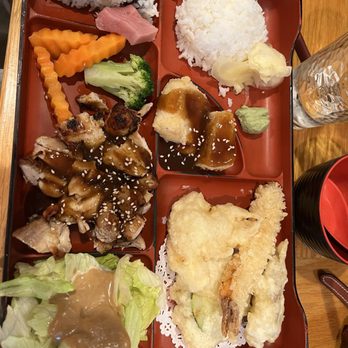 Fortune House - Chicken Teriyaki lunch box - Japanese Near Me - Burke, Virginia