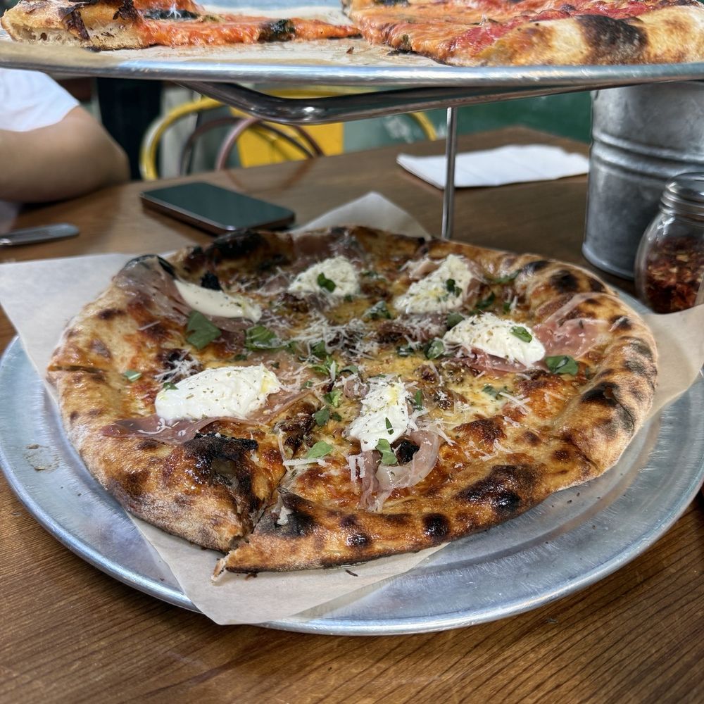 PizzaHacker - Sunburn pizza - Pizza Near Me - San Francisco, California