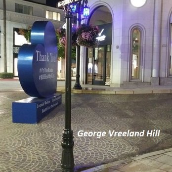 Rodeo Drive - Two Rodeo Drive in Beverly Hills. Photo by, George Vreeland Hill - Local Flavor Near Me Rodeo Drive - Two Rodeo Drive in Beverly Hills. Photo by, George Vreeland Hill - Local Flavor Near Me
