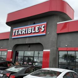 Terrible’s - Store front