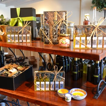 Viva Oliva - sampler gift set - Olive Oil Near Me - Santa Barbara, California Viva Oliva - sampler gift set - Olive Oil Near Me - Santa Barbara, California