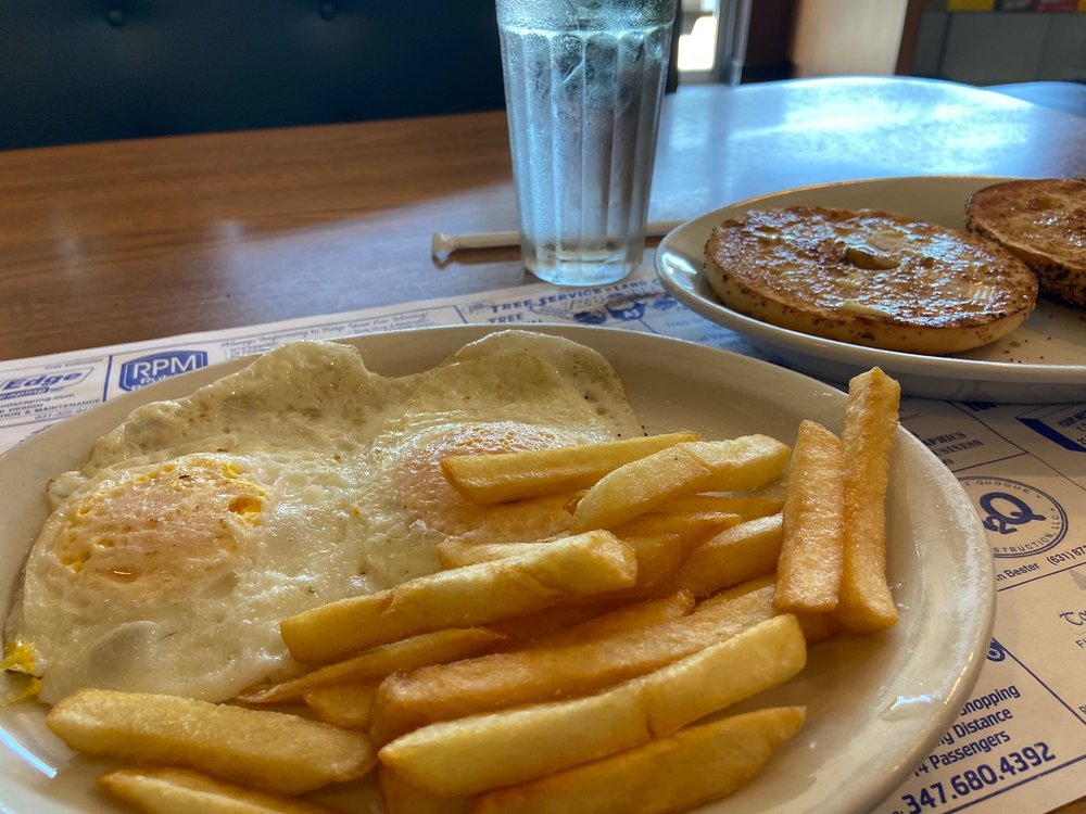 BUN & BURGER Updated October 2024 11 Photos & 27 Reviews 222 Mill