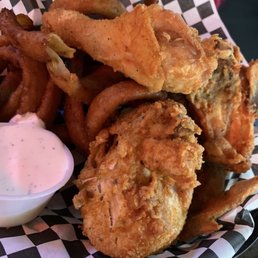 Broasted chicken - 3pc with $2 onion rings upgrade Broasted chicken - 3pc with $2 onion rings upgrade