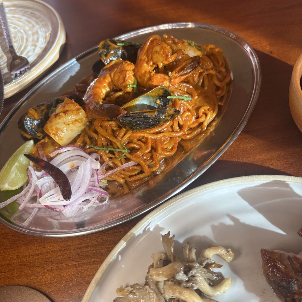 SAAM - Thai Near Me - San Francisco, California