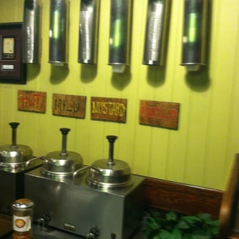 Central BBQ - Many sauces - Barbeque Near Me - Memphis, Tennessee Central BBQ - Many sauces - Barbeque Near Me - Memphis, Tennessee