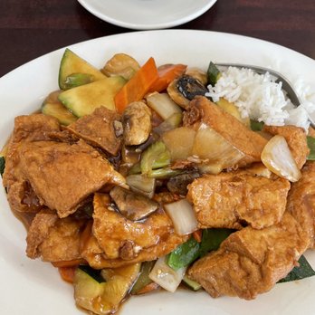 Golden Bowl - Tofu with veggies. - Chinese Near Me - Salida, California
