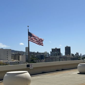 Hawaii State Capitol - Landmarks & Historical Buildings Near Me - Honolulu, Hawaii
