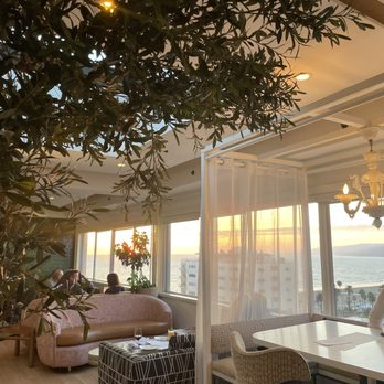 Huntley - Penthouse restaurant - Hotels Near Me - Santa Monica, California Huntley - Penthouse restaurant - Hotels Near Me - Santa Monica, California