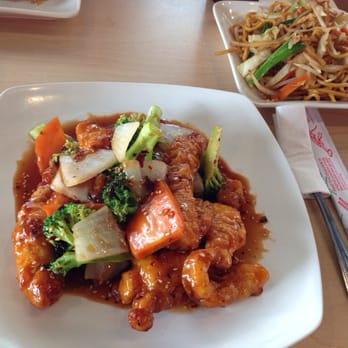 Bowl & Chopstix - Mandarin chicken and noodles - Chinese Near Me - Allen, Texas Bowl & Chopstix - Mandarin chicken and noodles - Chinese Near Me - Allen, Texas