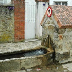 Lavoir du centre de Trelou Sur Marne