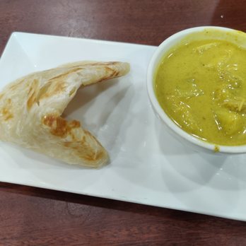 Betong Hainan Chicken - Roti Canai - Chicken Shop Near Me - Flushing, New York Betong Hainan Chicken - Roti Canai - Chicken Shop Near Me - Flushing, New York