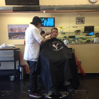 Superior Cuts - John doing his thing - Barbers Near Me - San Diego, California