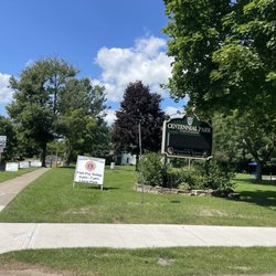 Fenwick Lions Club - Sign at entrance with hours posted