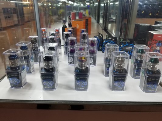 elfbar nachfüll pod läuft aus VAPE KING - Updated May 2026 - 10823 Tamiami Trl N, Naples, Florida - Vape  Shops - Phone Number