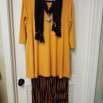 Anita's Accessories - Women's Clothing Near Me - Cabot, Arkansas