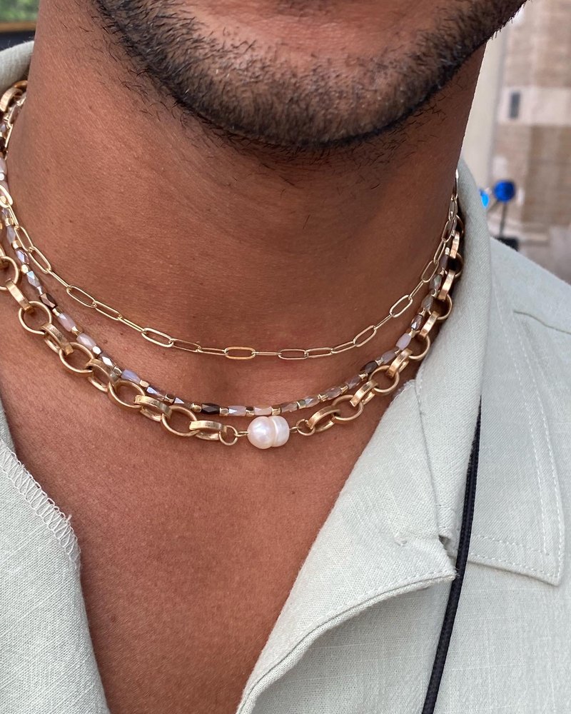 Monique Leshman Logo