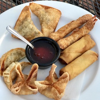 Spicy Lime Thai - Appetizers platter. Selection of fried bites. - Thai Near Me - Encino, California Spicy Lime Thai - Appetizers platter. Selection of fried bites. - Thai Near Me - Encino, California