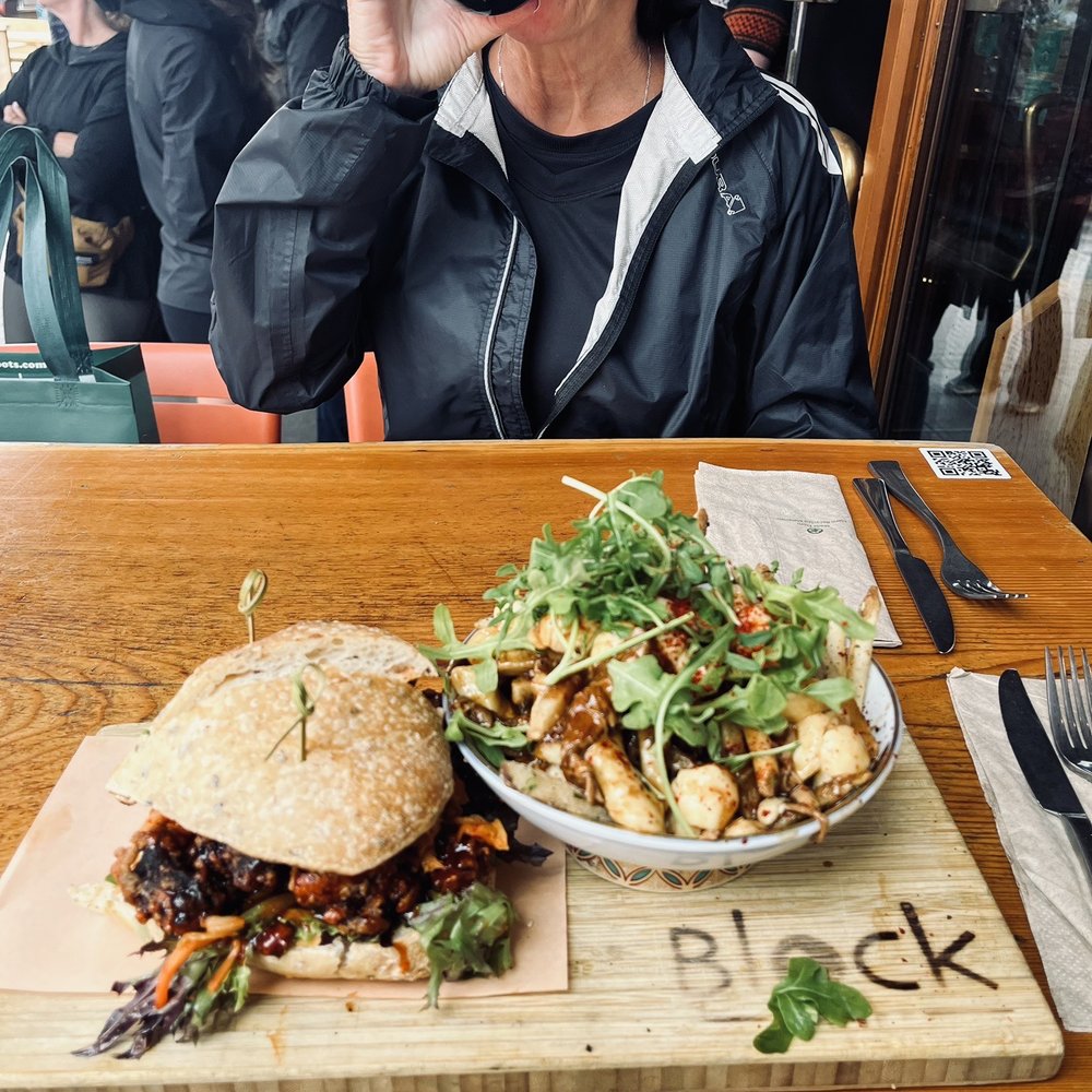 Block Kitchen + Bar - Sandwiches Near Me - Banff, Alberta