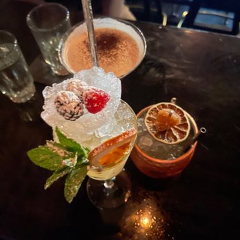 The Roosevelt Room - Cocktail Bars Near Me - Austin, Texas The Roosevelt Room - Cocktail Bars Near Me - Austin, Texas