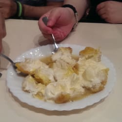 The Nature - Un postre muy original....helado de vainilla rebozado, muy rico