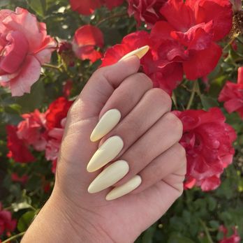 Aura Nail & Lash - Nail Salons Near Me - Brea, California