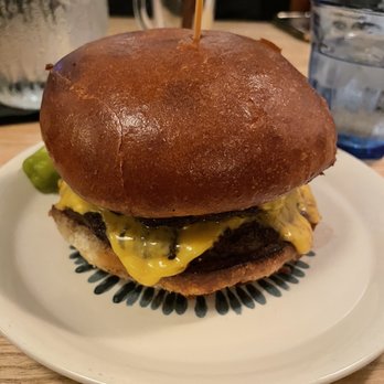 Vista - Bomb ass Double Butter Burger - Bars Near Me - Hermosa Beach, California