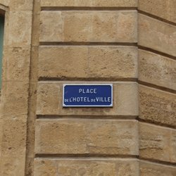 Place de l'Hôtel de Ville
