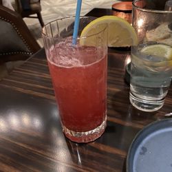 Brock's at Ross Bridge - Twig and Berries mocktail