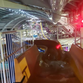 World Waterpark - Water Parks Near Me - Edmonton, Alberta World Waterpark - Water Parks Near Me - Edmonton, Alberta