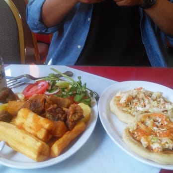Los Comales Cafe - Pupusa, platano, and fried pork. And, excuse me, I don't speak spanish =) - Salvadoran Near Me - Los Angeles, California Los Comales Cafe - Pupusa, platano, and fried pork. And, excuse me, I don't speak spanish =) - Salvadoran Near Me - Los Angeles, California